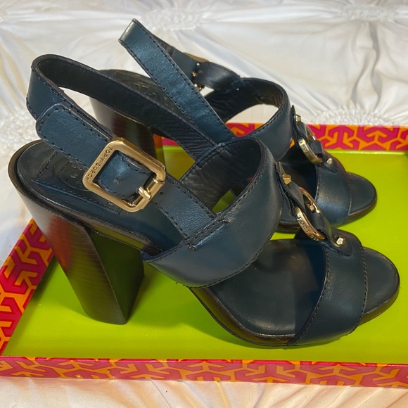 SOLD Tory Burch Fletcher Navy High Heel Sandal - Picture 4 of 7